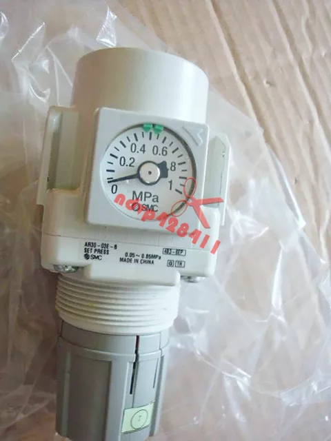 SMC AR30-03BE-B Valvola riduzione pressione nuova