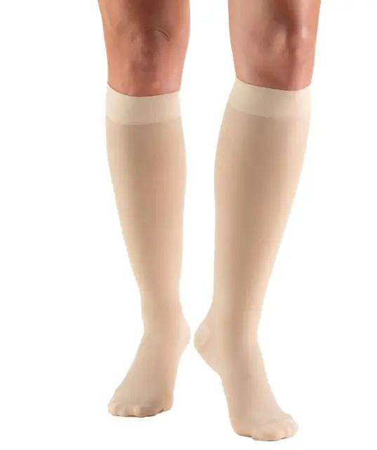 Truform Women's Sheer Compression Stockings Knee High 20-30 mmHg, Medium, NEW