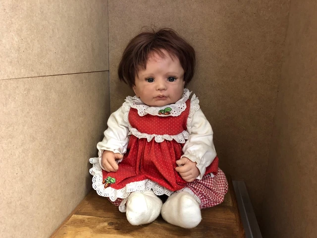 Poupée D'artiste En Porcelaine - Monika Levenig 47 Cm - Bon état