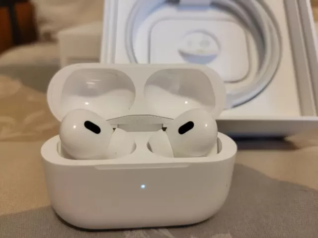 apple airpods pro 2nd generation magsafe case