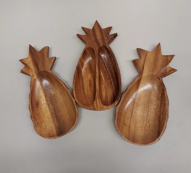 Vintage Wooden Pineapple Hand Carved Bowls Dishes. Mid-Century. Set Of Three