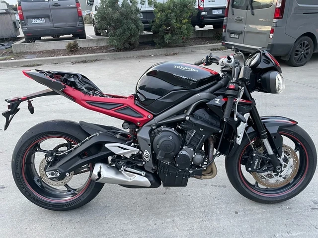 Triumph Street Triple 765 765R 675 04/2020Mdl 14076Kms Stat Projct Make An Offer