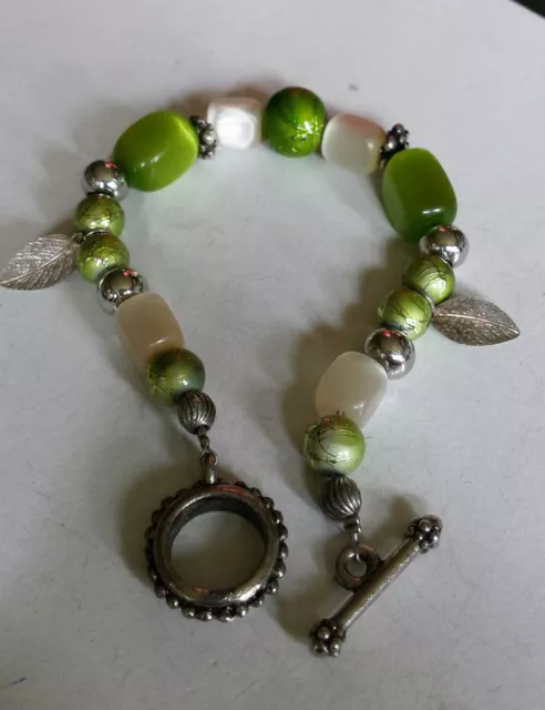 Green glass fashion bracelet