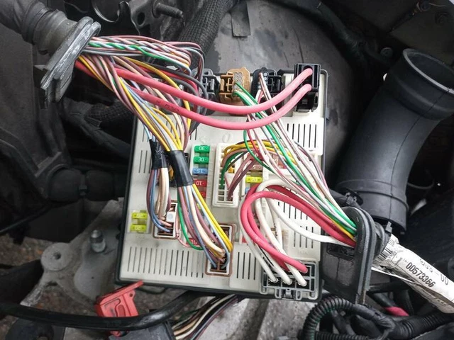 MTM SP-2968 precies passende vloermatten van velours voor Renault