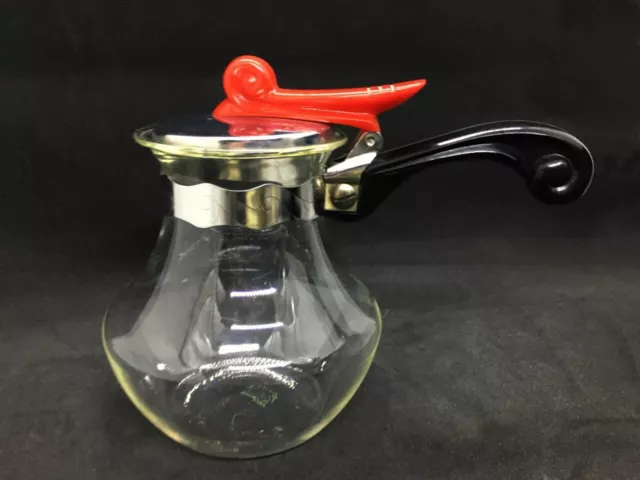 Vintage PYREX GLASSWARE SYRUP DISPENSER Lid Red Black Celluloid Handles Art Deco