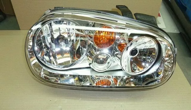 Hauptscheinwerfer Hella (Neuteil) Halogen, rechts, Made in Slowakei 1EJ963711...