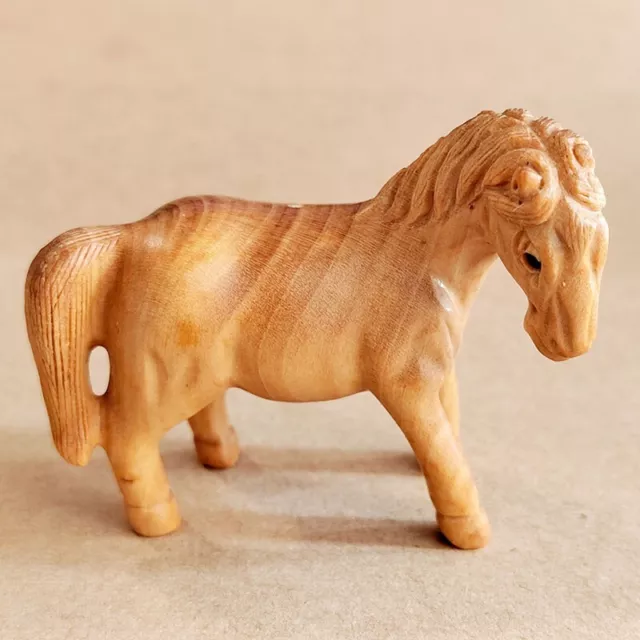 Q4797 - 2" Hand carved Boxwood Netsuke Figurine Carving - Handsome Horse