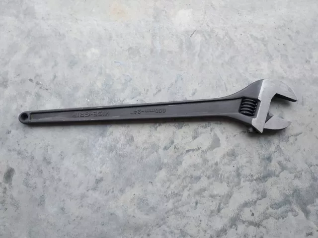 Irwin Vise-Grip 1913311 24" Adjustable Wrench