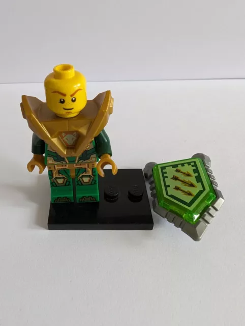 LEGO Minifigure Nexo Knights Armatura Oro Aronne con Personaggio Scudo