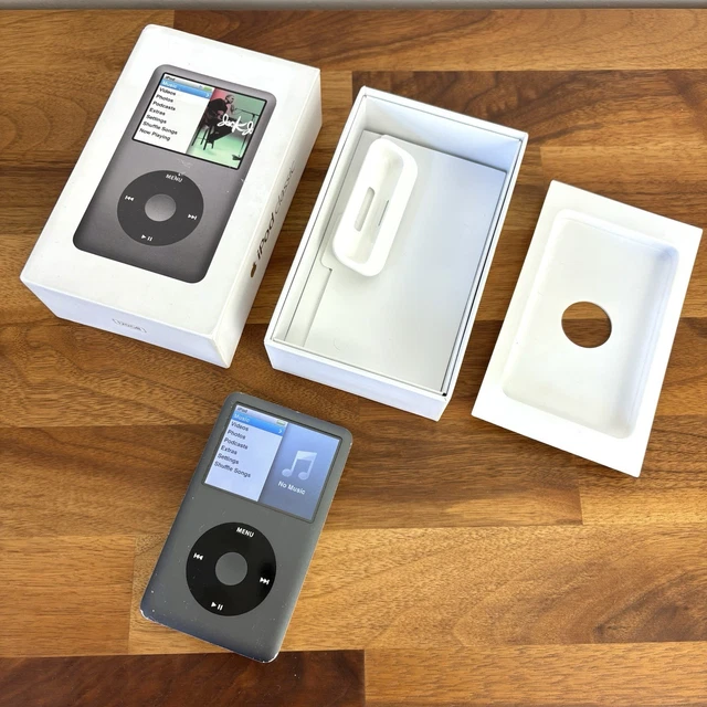 オーディオ機器 iPod classic 第7世代 120GB 極美品 動作品 充電器付