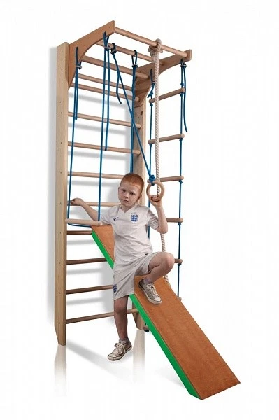 Terrain De Jeu De Terre D'enfants Et Ensemble De Club De Divertissement
