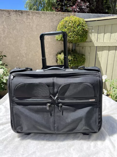 Tumi Alpha 2 Wheeled Rolling 22" Garment Bag Black ballistic suitcase bag 22033
