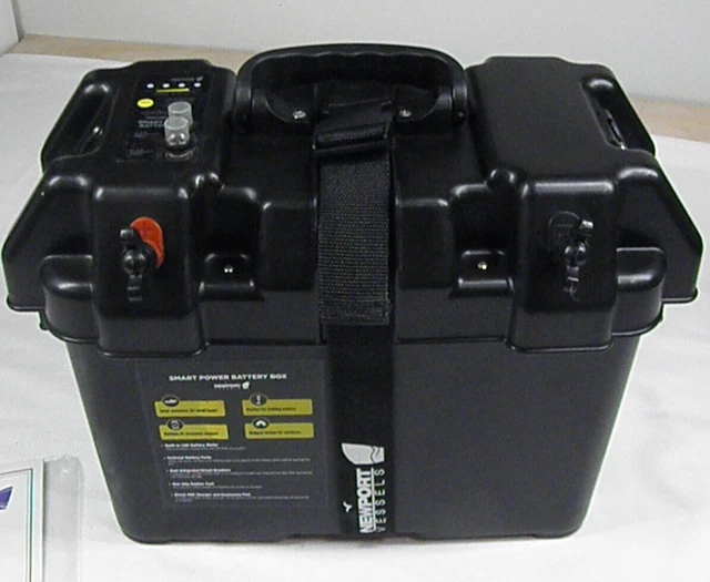 NEWPORT VESSELS TROLLING Motor Smart Battery Box Power Center USB and