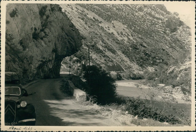 France, Route vers les gorges du Verdon, Août 1949, Vintage silver print Vintage