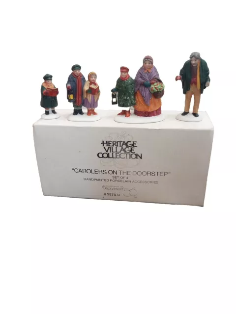 Dept 56 Heritage Village Collection Carolers on the Doorstep 5570-0 W/ Box - EUC