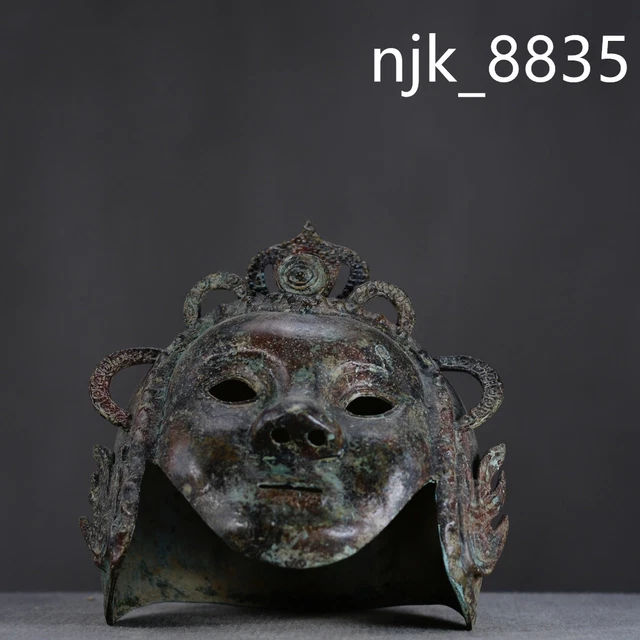 old Ancient China antique bronze carving Han dynasty head Helmets Collection old Ancient China antique bronze carving Han dynasty head Helmets Collection