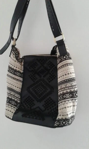 Sac à Main Desigual Merxilini Phuket Mini - 22x15x12 Cm - Blanc Et Noir - Femme