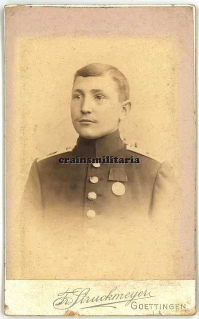 Orig. Foto CDV Portrait Soldat mit Orden am Band in GÖTTINGEN
