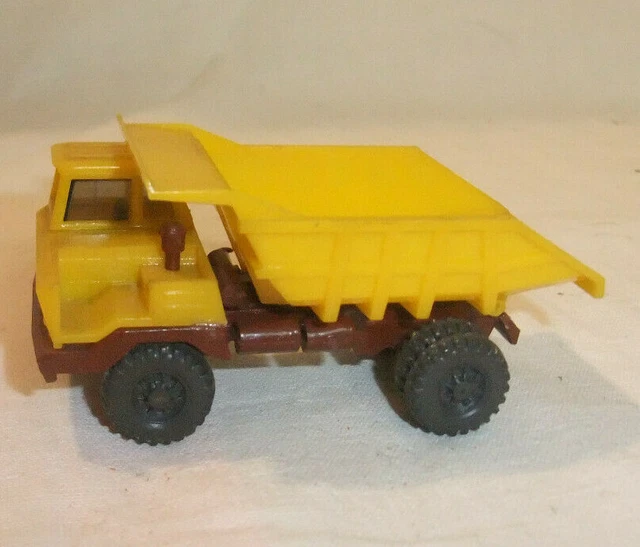 Miniature Plasticart - Dumper Perlini T30 - Échelle 1/87 - Maquette Plastique