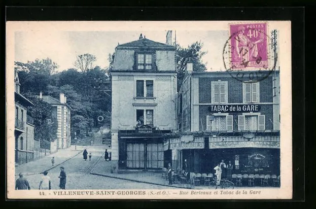 CPA Villeneuve-Saint-Georges, Rue Berteaux et Tabac de la Gare