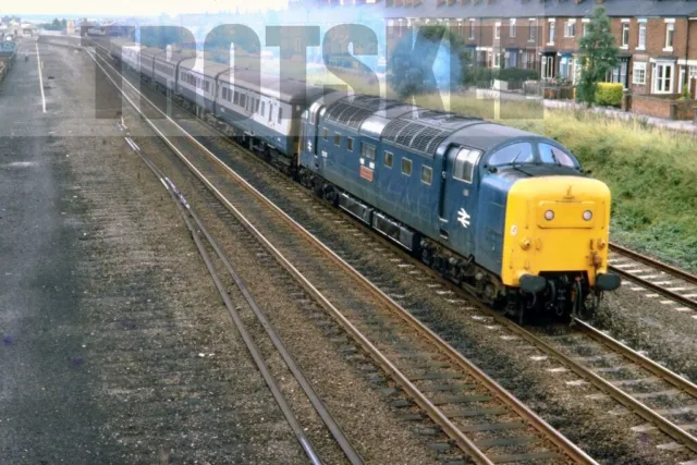 35mm Slide BR British Rail Diesel Loco Class 55 Deltic 55017 Retford 1980 Orig