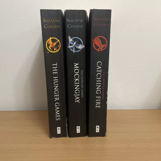 Suzanne Collins The Hunger Games Trilogy - 3 Books Set