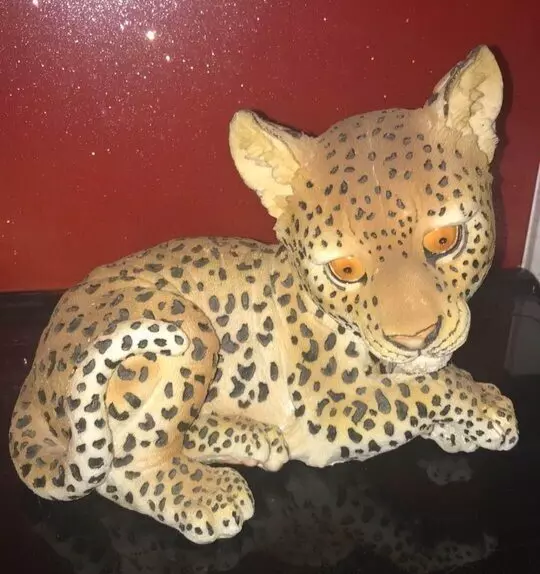 "Gepard Leopard Junge Katze Statue Ornament 11 x 9"