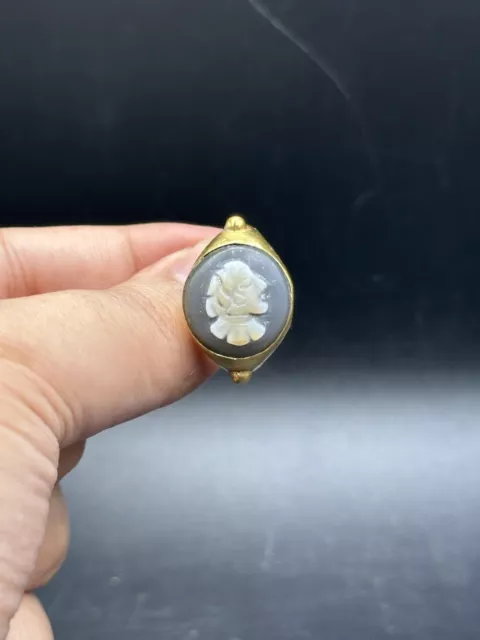 Ancient Roman High Carat Gold Ring With Rare Agate Stone Beautiful King Portrait 2