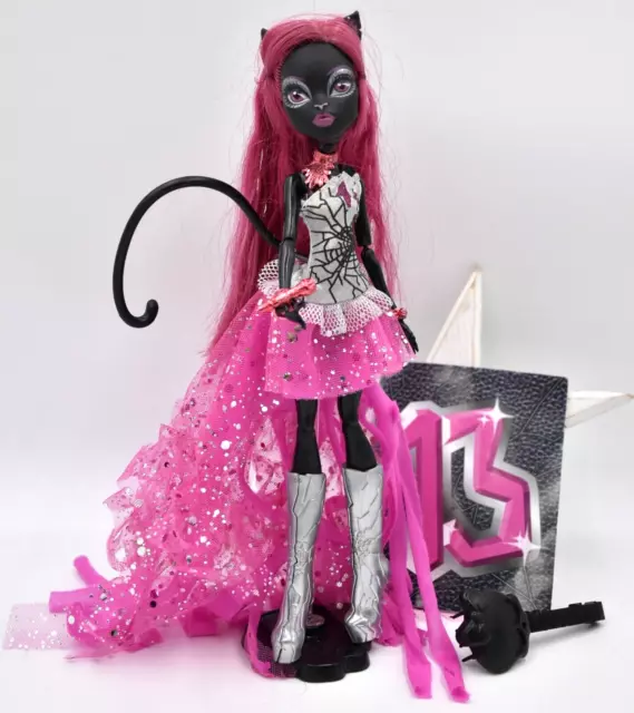 Poupeé monster shop high catty noir