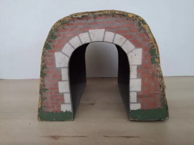 Hornby Echelle 0. Maquette Decor Diorama. Tunnel En Bois Et Carton