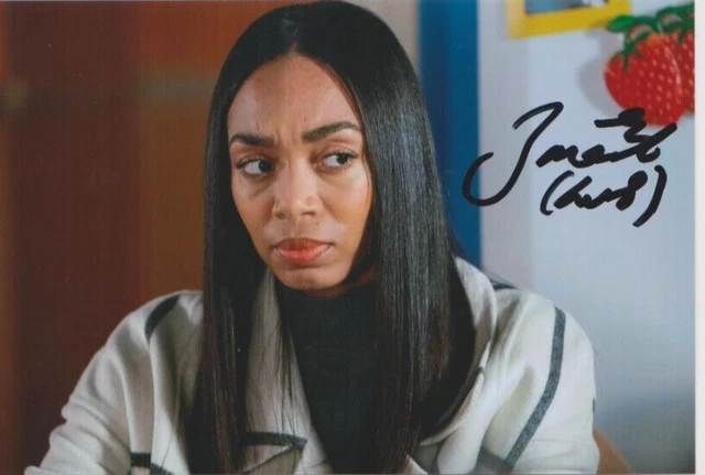 Zaraah Abrahams    **HAND SIGNED**  4x6 photo  ~  Eastenders  ~  AUTOGRAPHED