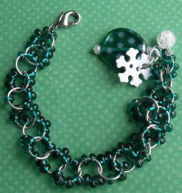 New OOAK Dark Green Beads White Snowflake Crackle Glass Christmas Bracelet