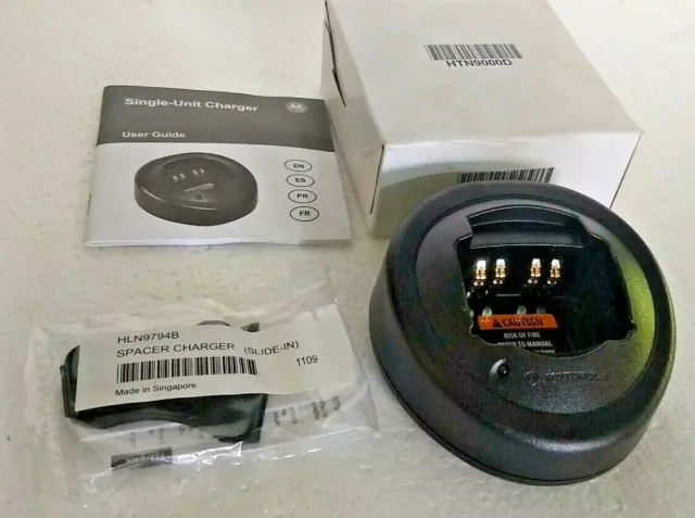 Unità Singola Caricabatterie Motorola HTN9000D - 1208 MPC8 Con HLN9794B Spacer