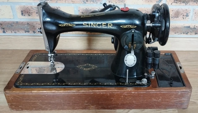 TRÈS BELLE MACHINE à coudre SINGER électrique. EUR 135,00 - PicClick FR