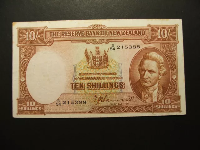New Zealand 10 Ten Shilling note, 1940-55, T.P.Hanna 3/54 215388
