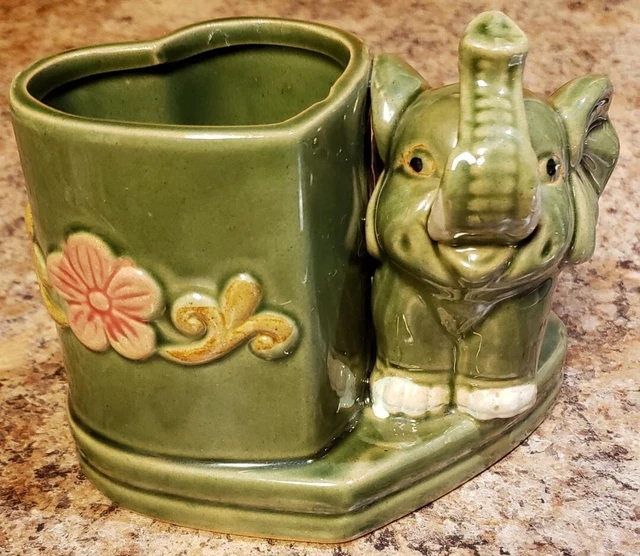 VINTAGE MAJOLICA JADE Green Lucky Trunk Up Elephant Planter Bamboo
