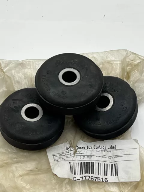 Pack of 3 Genuine Paccar F13-1016 Radiator Mount Bushings Rubber 12844AA 2