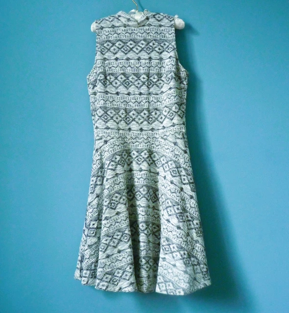 Robe D'été Multicolore Taille XS/34 - Occasion Très Bon état, Style Petite Robe Noire