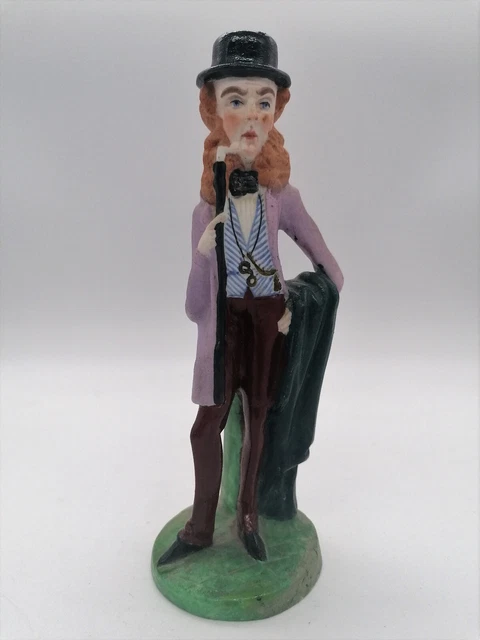 Figurine En Biscuit Homme Anglais Portant Binocle , Canne & Manteau Porcelaine