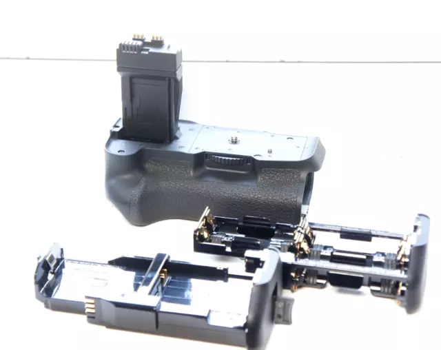 Genuine Canon Battery Grip BG-E8 for Canon Digital EOS 550D, 600D, 650D & 700D