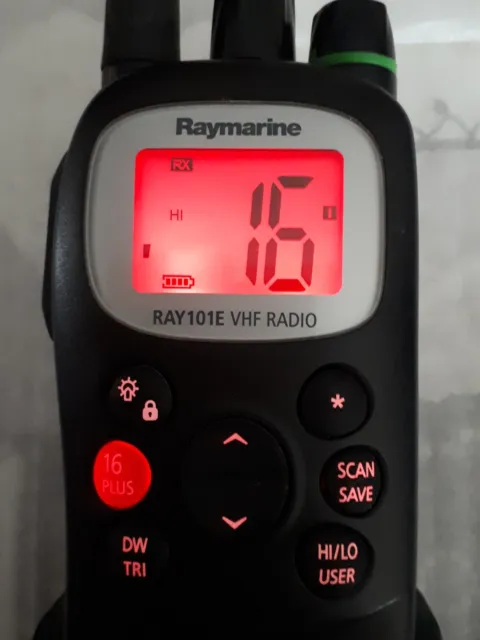 RAYMARINE VHF Radio Ray 101E