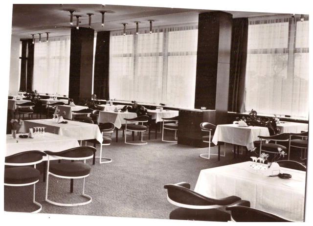 Alte Foto AK Zinnowitz FDGB Heim Roter Oktober Tanzcafe ungel.