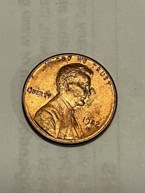 1982 D  Small Date Lincoln Cent