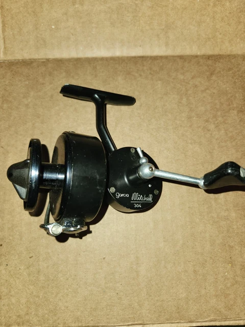 VINTAGE GARCIA MITCHELL 304 Spin Reel Made In France Solid