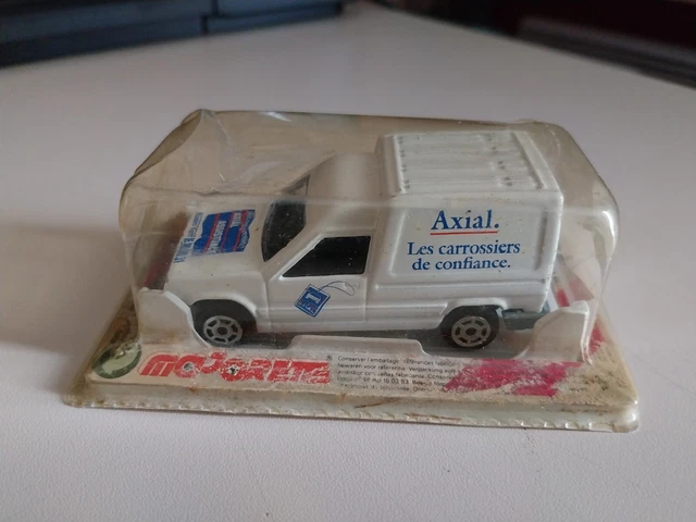 Voiture Miniature MAJORETTE 1:60 - FORD Camionnette Fromagerie GRAINDORGE, Série MAJOPUB