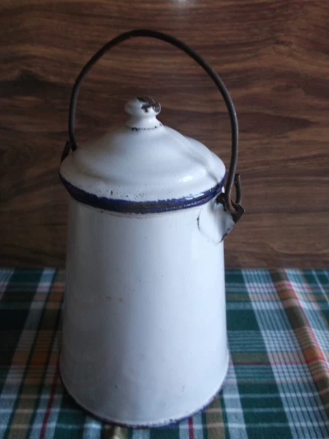 POT, BIDON À lait en tôle émaillée, décor bateau, anse bois. Très bon état. EUR 14,90 - FR