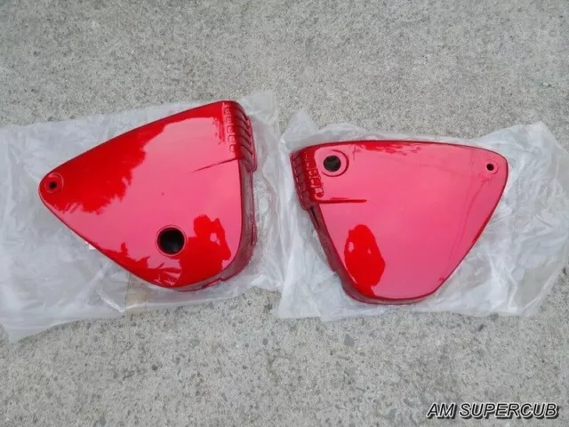 Suzuki A100 , Side Cover Pair Left & Right Red    NEW