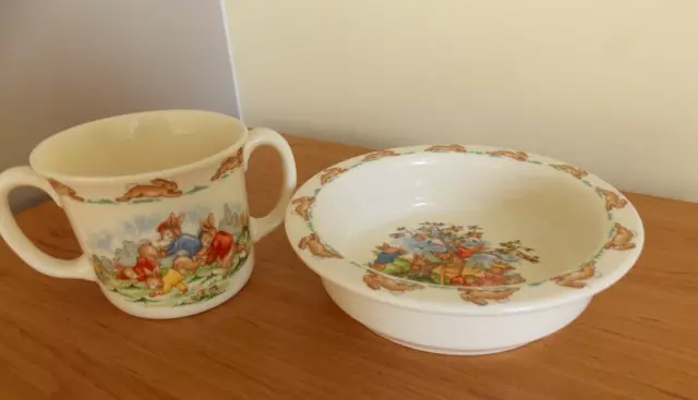 Bunnykins Royal Doulton 1936 English fine china bowl and 2 handle cup set