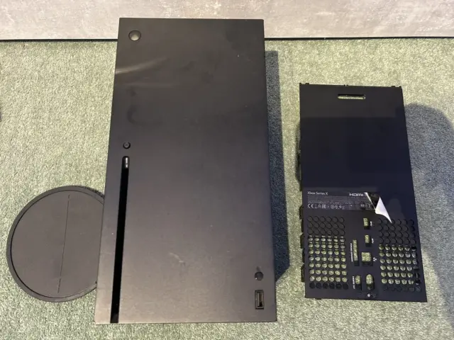 Microsoft Xbox Series X Replacement Part Case Shell + USB/sync Board