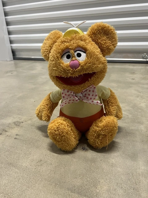 Just Play Muppet Babies Wocka Wocka Fozzie Bear Plush Talks Sings Shakes 13" Toy